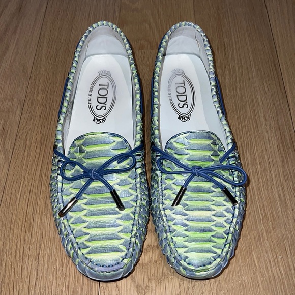 Tod's python skin blue and green driving loafers